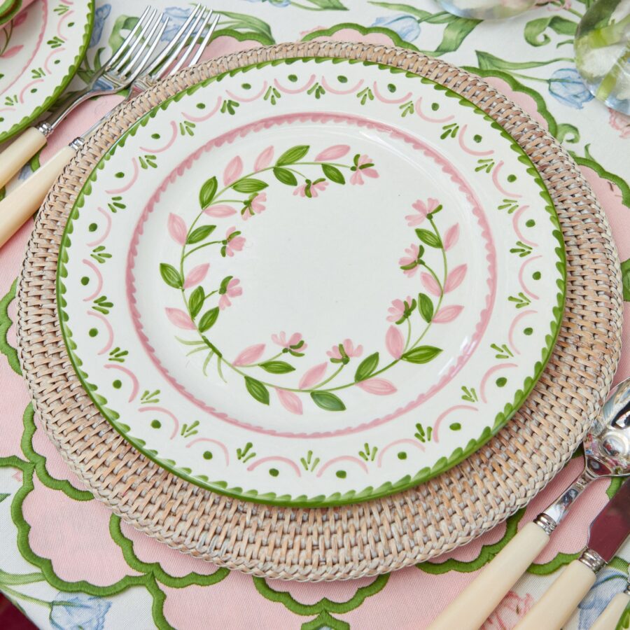 Fineez Josephine Garland Dinner Plates – Set of 4 - Image 2